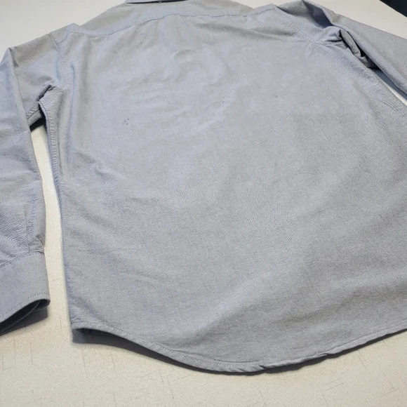 Taylor Stitch - Picture 14 of 16